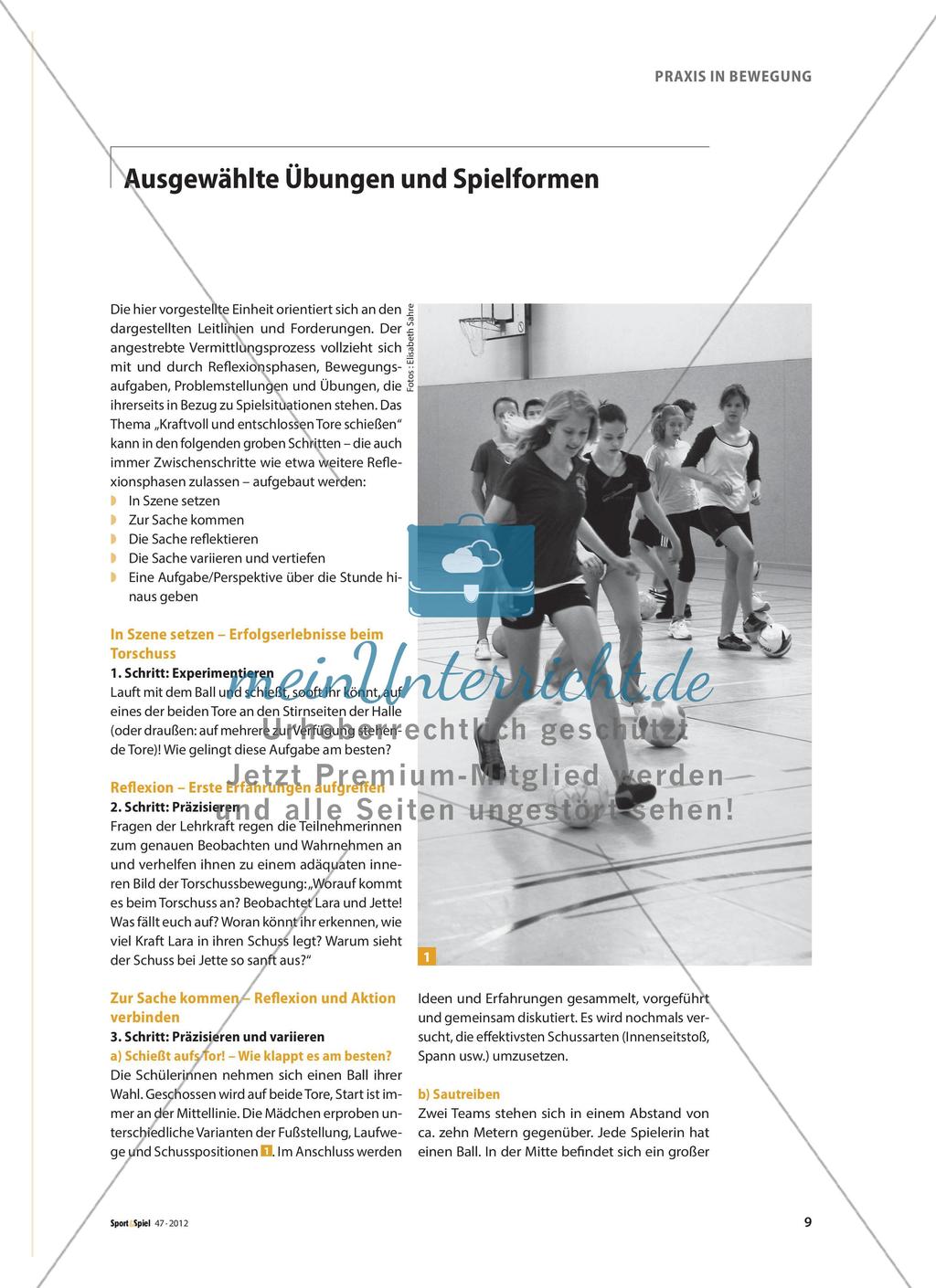 Mädchen spielen Fußball - Kraftvoll und entschlossen Tore schießen Preview 2