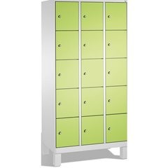 EVOLO Fächerschrank, mit Füßen, 3 Abteile, je 5 Fächer, Abteilbreite 300 mm, lic