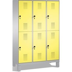 EVOLO Garderobenschrank, doppelstöckig, mit Füßen, 3 Abteile, je 2 Fächer, Abtei