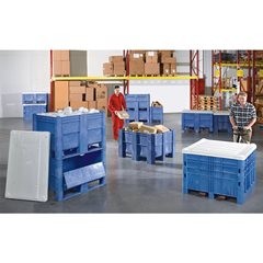 Großbehälter aus Polyethylen, Inhalt 320 l, Ausführung 2 Kufen.