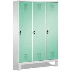 EVOLO Garderobenschrank, mit Füßen, 3 Abteile, Abteilbreite 400 mm, lichtgrau /