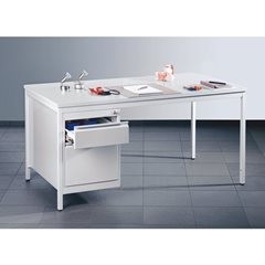 Meisterschreibtisch, lichtgrau, Schubladen 1 x 140 mm, 1 x 280 mm, BxT 1600 x 800 mm.