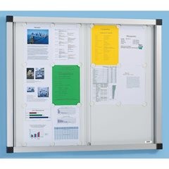 Schaukasten, Schiebetüren, 21 (3 x 7) DIN-A4-Blätter, Metall-Rückwand.