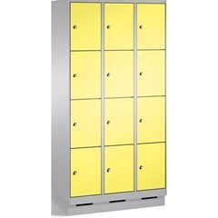 EVOLO Fächerschrank, mit Sockel, 3 Abteile, je 4 Fächer, Abteilbreite 300 mm, we