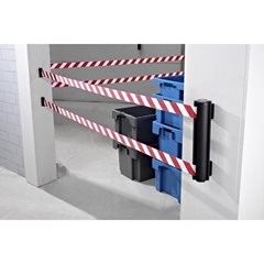 Gurtbandkassette DOUBLE aus Aluminium, Bandauszug max. 2300 mm, Gurtfarbe Rot / Weiß.