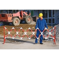 Scherengitter, mit 2 Standfüßen, rot / weiß, Länge max. 4000 mm.