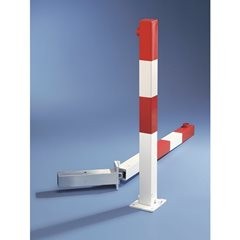 Sperrpfosten aus Vierkantprofil, zum Einbetonieren, mit Dreikantschloss.