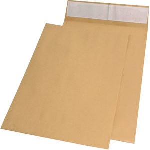 Versandtasche, m.Falte, 40mm, Stehb., o.Fe., hk, E4, 140g/m², braun