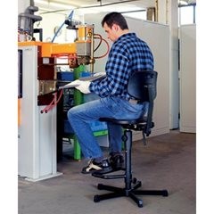 Arbeitsdrehstuhl mit PU-Schaum, mit Fußstütze, mit Bodengleitern und Fußstütze.