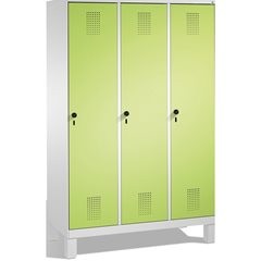 EVOLO Garderobenschrank, mit Füßen, 3 Abteile, Abteilbreite 400 mm, lichtgrau /