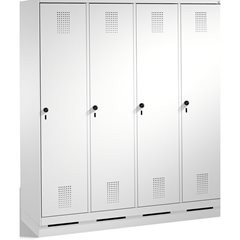 EVOLO Garderobenschrank, mit Sockel, 4 Abteile, Abteilbreite 400 mm, lichtgrau.