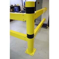 Eckpfosten XL für Sicherheitsgeländer, Höhe 1200 mm, für den Außeneinsatz.