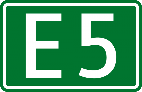 §53/18 Internationaler Hauptverkehrsweg flach Scotchlite Typ1 | Flach