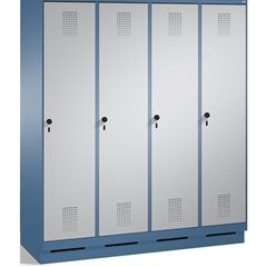 EVOLO Garderobenschrank, mit Sockel, 4 Abteile, Abteilbreite 400 mm, fernblau /