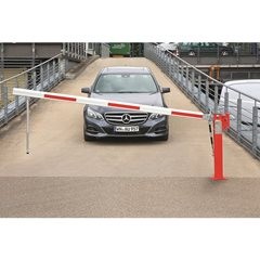 Handschranke, Auflagenstütze fest, Schrankenbaumlänge 4,5 m.