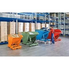 Kippbehälter, schmale Ausführung, Volumen 2,0 m³, Traglast 3000 kg, orange RAL 2000.