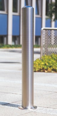 City-Poller BERLIN Edelstahl rund mit geschweißter Kappe, dm= 108mm, 900mm Überflur, 300mm Unterflur