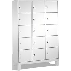 EVOLO Fächerschrank, mit Füßen, 3 Abteile, je 5 Fächer, Abteilbreite 400 mm, lic