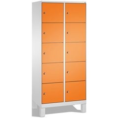 EVOLO Fächerschrank, mit Füßen, 2 Abteile, je 5 Fächer, Abteilbreite 400 mm, lic