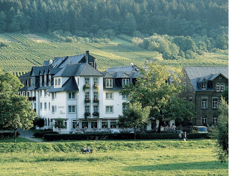 Hotel Pollmann In Ernst An Der Mosel
