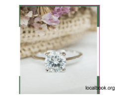 Lab-grown diamond engagement rings