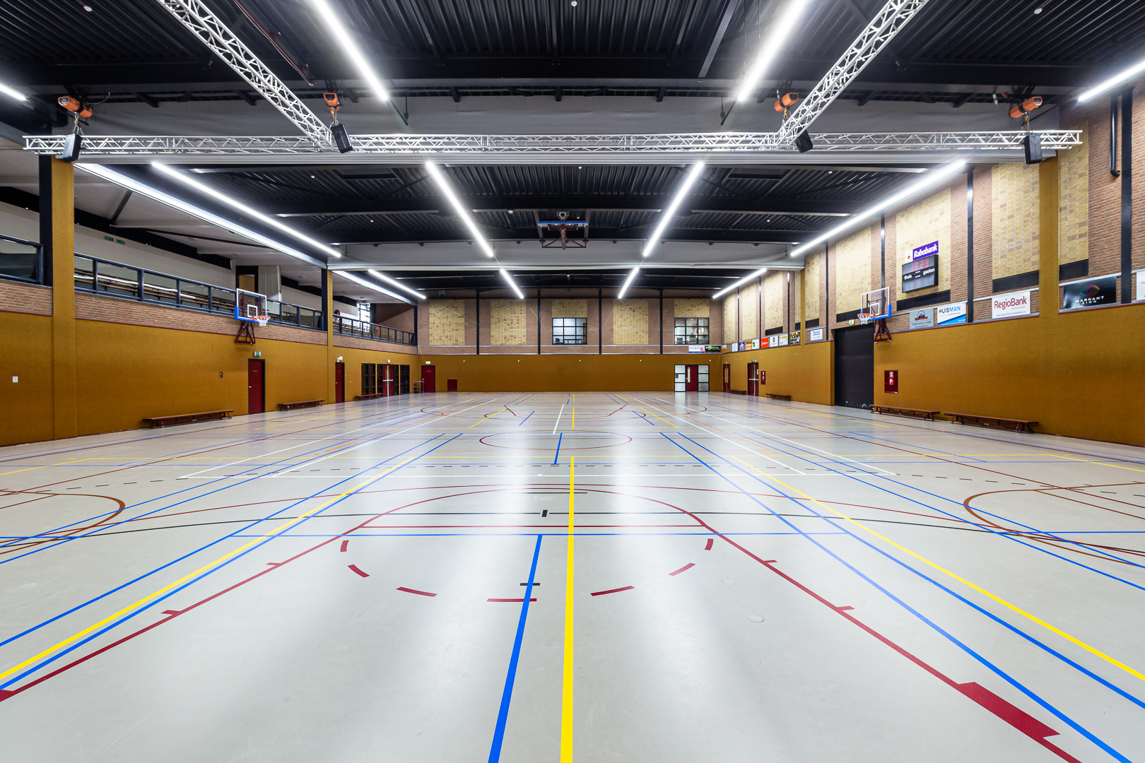 Linea Sporthal De Klaampe Vriezenveenl 1620x1080 2