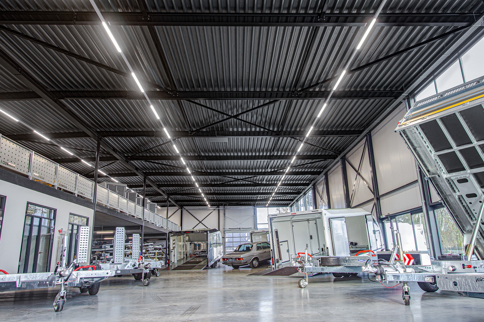 Lednovate Bouwmanaanhangers Groningen 1 - Bouwman aanhangers