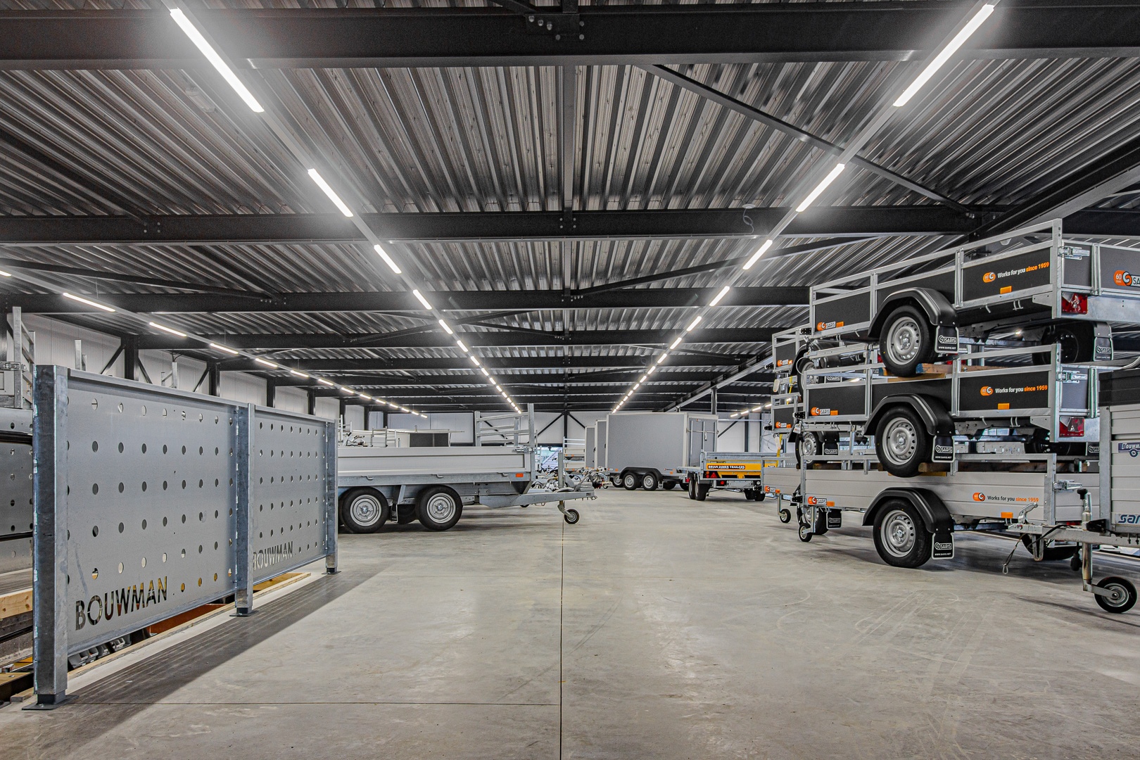 Lednovate Bouwmanaanhangers Groningen 4 - Bouwman aanhangers