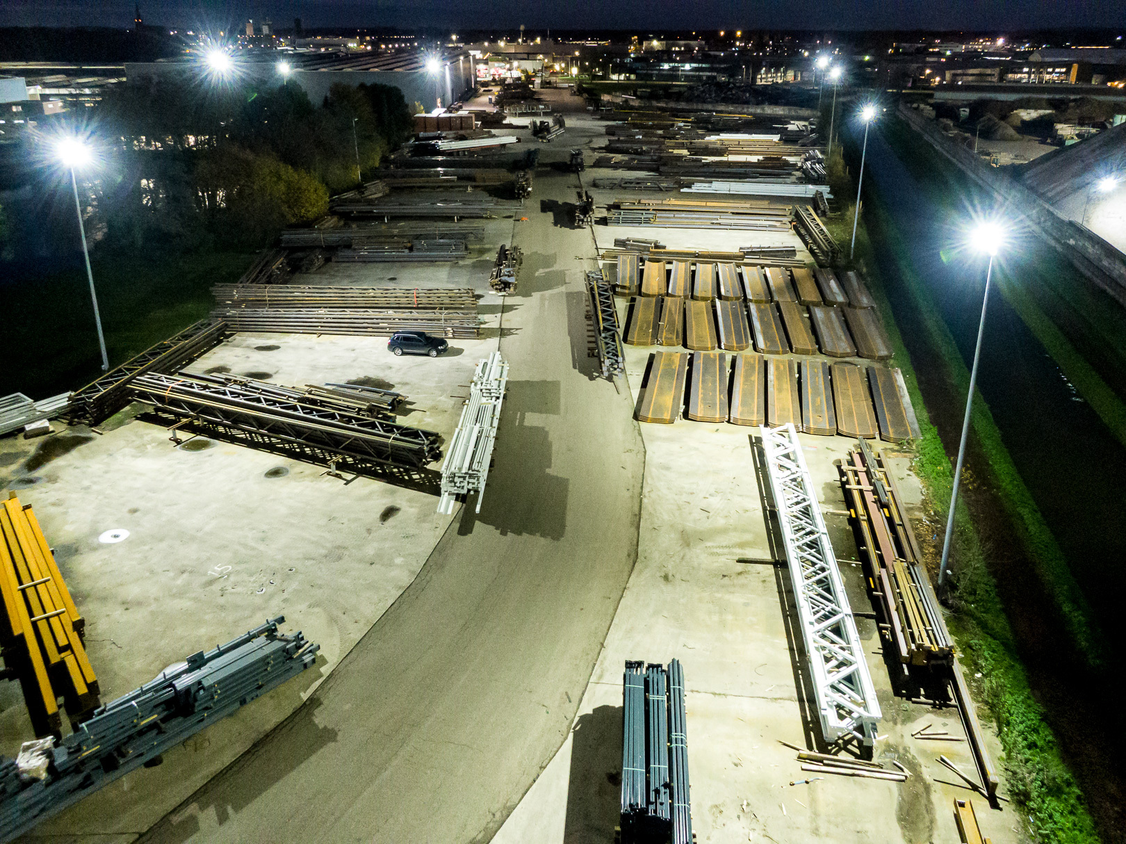 Lednovate Cygnus Van Merksteijn Raalte 3 - Van Merksteijn - Buitenterrein