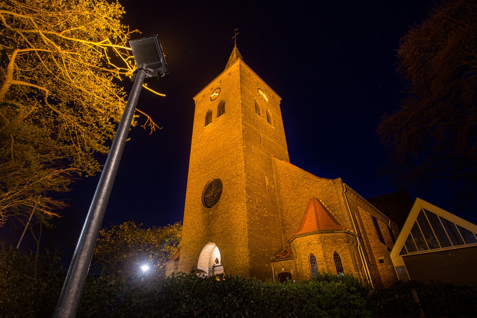 Lednovate Kerk Rossum 2 - Kerk