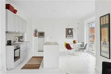 Photo 10. Apartment, Strandvejen, Charlottenlund 