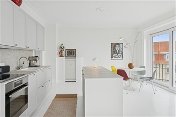 Photo 9. Apartment, Strandvejen, Charlottenlund 