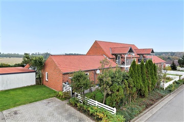 Photo 1. House, Bakkevænget, Rønde 