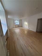Photo 2. Room, Uplandsgade, København S 