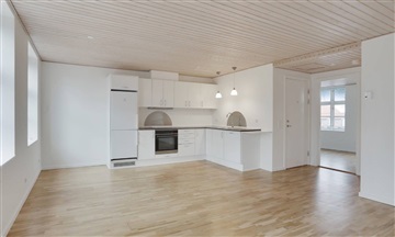 Photo 2. Apartment, Stubbekøbingvej, Nykøbing F 