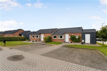 Photo 3. House, Salvænget, Gjerlev J 