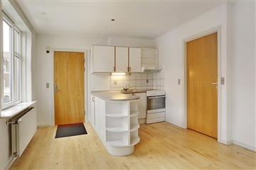 Photo 3. Apartment, Jernbanegade, Nykøbing M 