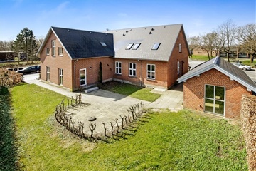 Photo 3. House, Jernbanevej, Jelling 
