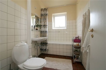 Photo 3. Room, Løvspringsvej, Charlottenlund 