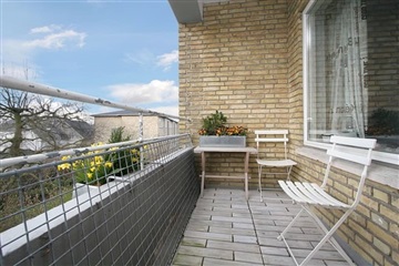 Photo 2. Room, Løvspringsvej, Charlottenlund 