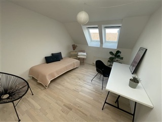 Photo 1. Room, Strandboulevarden, København Ø 