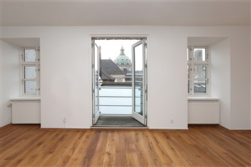 Photo 2. Apartment, Store Kongensgade, København K 