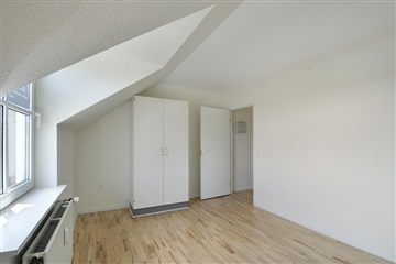 Billede 6. Lejlighed, Enggade, Give 