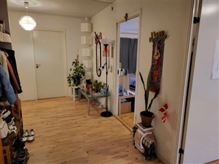 Photo 2. Room, Saxogade, København V