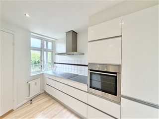 Photo 3. Apartment, Damhusvej, Odense C 