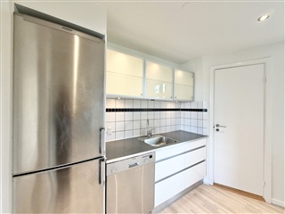 Photo 2. Apartment, Damhusvej, Odense C 