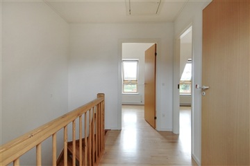 Billede 8. Lejlighed, Kirkevænget, Give 