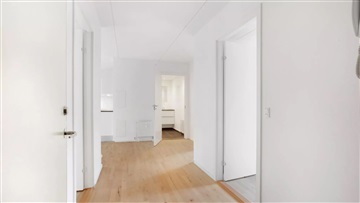 Photo 6. Apartment, Borgm. Jensens Allé, København Ø 