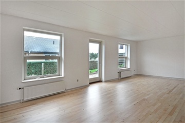 Photo 5. House, Løveparkvej, Give 