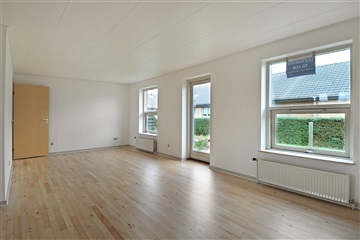 Billede 3. Hus/villa, Løveparkvej, Give 